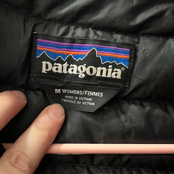 Patagonia Black Puffer Vest (M) - Picture 4 of 5